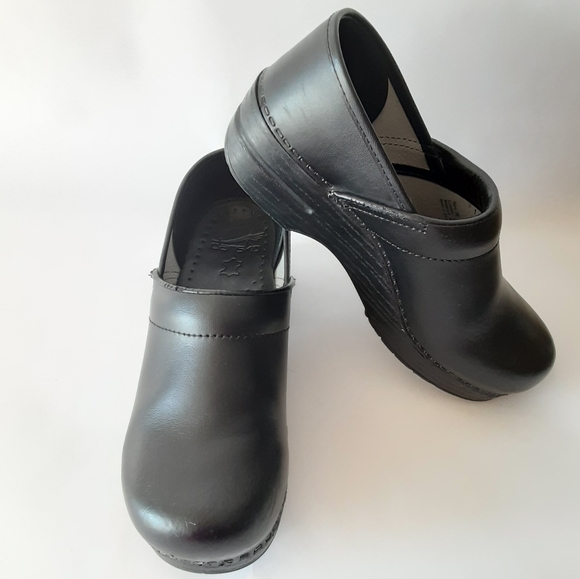 work clogs dansko